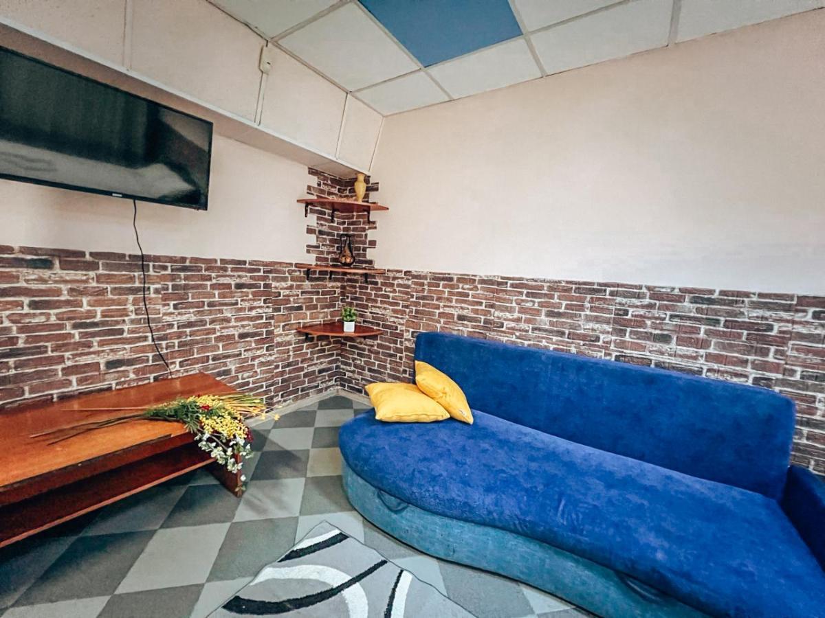 Guest House On Saksahanskoho Street Kiew Exterior foto